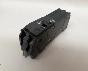 Square D 70 Amp 2 Pole 240v Circuit Breaker Q1270 - Picture 1 of 7