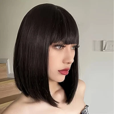 Parrucca Donna Bob Capelli Caschetto NERI Lisci e Frangia Travestimento Cosplay - Immagine 1 di 2