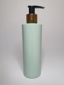 500ml Sage Green Cylindrical PET Plastic Bottle & Gold/Black Pump ANY AMOUNT - Picture 1 of 1