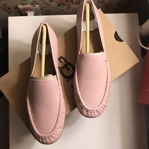 NIB UGG Australia Women's Vivian Bougainvillea Pink Loafers Shoes 1104713 - Picture 1 of 6