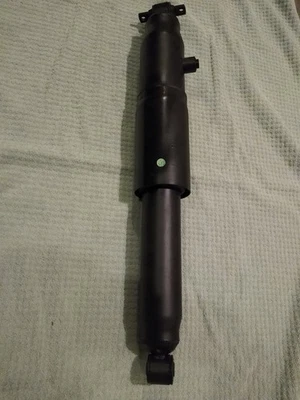 福特探险者右后减震器带可调节悬挂摩托车 — 第 1/4 张图片