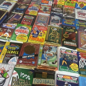 100+ Lot Vintage 80s-90s Baseball, Basketball, & Football Cards – Sealed Packs - Picture 1 of 9