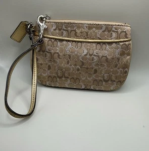 A rare Vintage Coach C Print Gold Y2K Wristlet Wallet Coin Purse Pouch - Picture 1 of 3