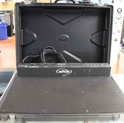 SKB PS-45 Stereo Effects Pedal Board Power Conditioner Black - Image 1 of 4