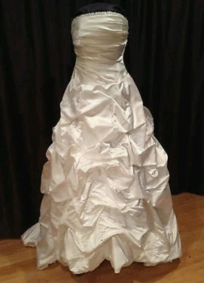 Vestido de novia  Foto 1 de 4