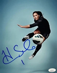 HOPE SOLO Signed Autographed 8x10 Woman's SOCCER PHOTO JSA WITNESS CERTIFIED - Picture 1 of 9