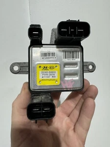 13-19 Hyundai Santa Fe Kia Sorento Cooling fan control module OEM 25385-B8800 - Picture 1 of 6