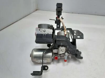 Bomba de refuerzo de freno ABS Toyota Prius 2016-2022 con conjunto de acumulador OEM Foto 1 de 4