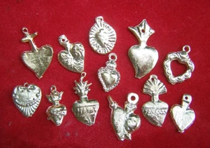 Milagro Lot - 25 ALL HEARTS Mexican Milagros, Golden Color - Picture 1 of 1