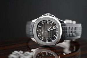 Patek Philippe 5167A-001 Aquanaut Rubber Box & Papers 2020 Stainless Steel - Picture 1 of 14