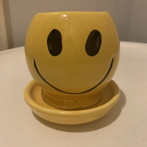 Vintage 1970s McCoy Pottery USA Yellow Smiley Face Planter 4.5" 0386 - Picture 1 of 10
