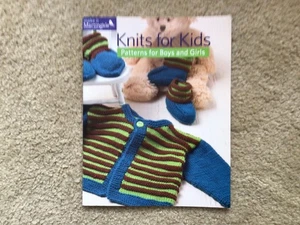 knitting patterns for kids book - Picture 1 of 10
