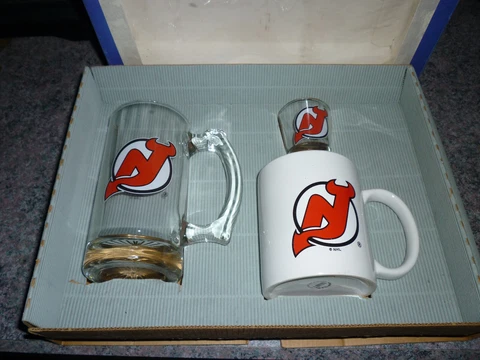 NEW JERSEY DEVILS GLASSWARE SET BEER COFFEE SHOT Cover