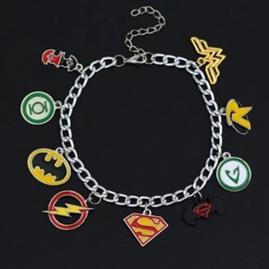 Sin usar en paquete - Brazalete de pulsera con cadena de eslabones de superhéroes - Imagen 1 de 4