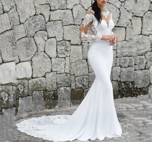 Scoop Mermaid Wedding Dresses Long Sleeves Illusion Back Applique Bridal Gowns 