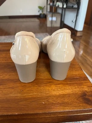 Anne Klein iFlex Women’s Heels – Size 9 – Nude – Patent Toe – Low Block Heel - Image 1 of 4