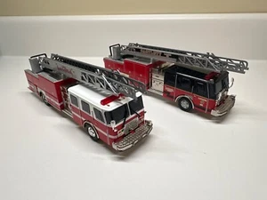 Corgi Collectibles E-One 75ft Ladder - Bartlett, Illinois & American Fire Truck - Bild 1 von 15
