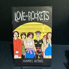 Love And Rockets V2 #1 (Gilbert Jamie And Mario Hernandez, 2001 Wp) - Hot Key!