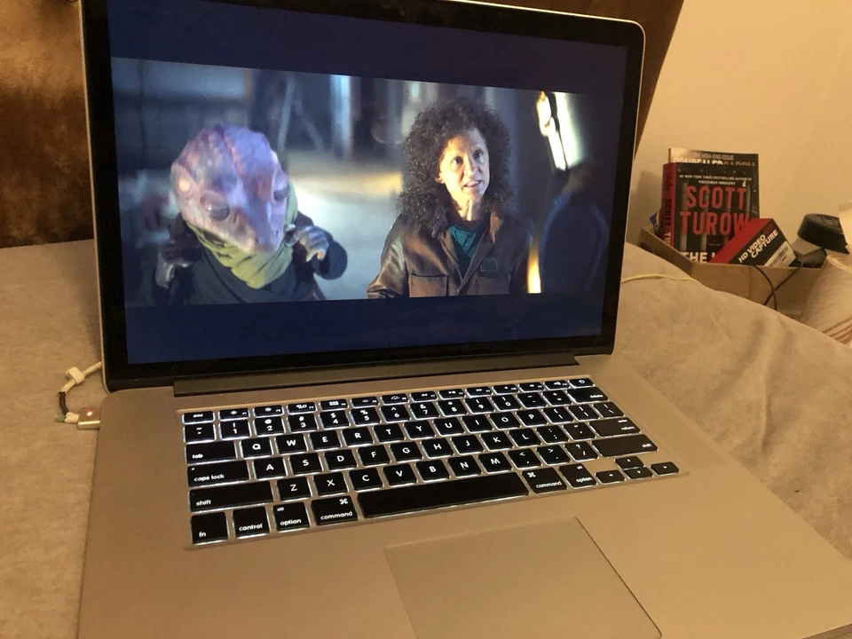 Apple MacBook Pro (Retina, 15-inch, Mid 2014) - Image 1 of 1