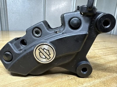 PINZA DE FRENO BREMBO DELANTERA DERECHA HARLEY-DAVIDSON STREET GLIDE FLHX 44023-08 Foto 1 de 4