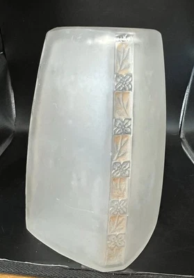 Lalique Art Deco Fleurette Satin Crystal Frosted Glass Vase c1919 - Image 1 of 4