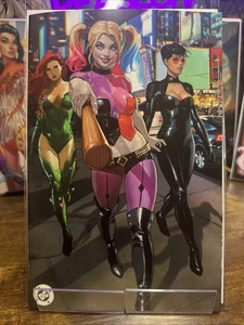 Gotham City Sirens Unfit for Orbit #1 Ivan Talavera 616 Virgin Variant Ltd 1000 - Bild 1 von 1