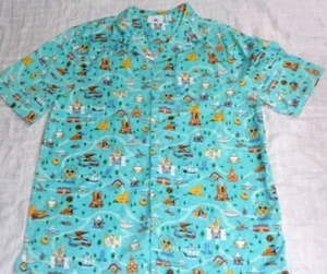 Camisa con botones Disney Park Life Disneyland California Adventure DCA talla mediana - Imagen 1 de 2