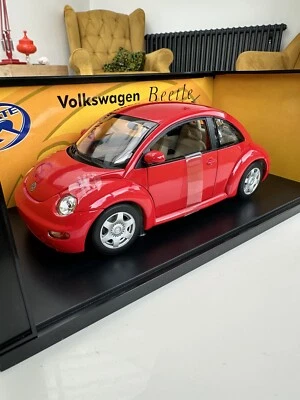 Gate Models (AUTO art) VW BEETLE 1/18  Die Cast Model Car  -VOLKSWAGEN Rare Red - Image 1 of 4