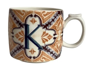 Taza Anthropologie Monograma K Inspiración Marroquí Patrón Azulejo Cerámica 3.75" - Imagen 1 de 14