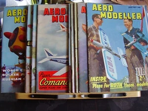 JOB LOT X 12 AEROMODELLER MODEL AIRCRAFT  MAGAZINES 1961 FULL YEAR - Bild 1 von 13