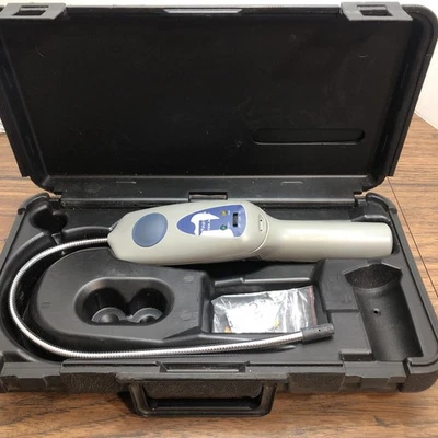 Inficon Refrigerant Leak detector Tek Mate with Carrying Case - Image 1 of 4