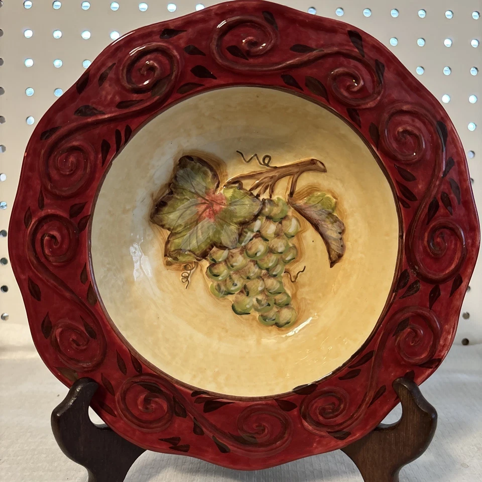 "Cuenco de pasta internacional certificado por Kate McRostie uvas toscanas 9,25"" X 2"" rojo" Foto 1 de 4