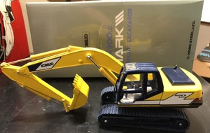 Modeling UI Kobe Steel Kobelco SK 200LC Mark III Bagger Die Cast Modell - 1:40 - Bild 1 von 22