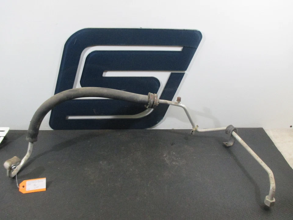 Tubo de manguera de línea de aire acondicionado láser Plymouth 1992 (compresor a condensador) Foto 1 de 4