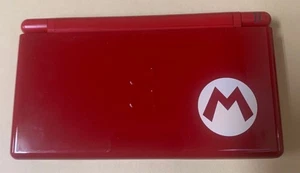 Consola Nintendo DS Lite Super Mario Limited Roja Con Suave y Cargador Probada Usada - Imagen 1 de 12