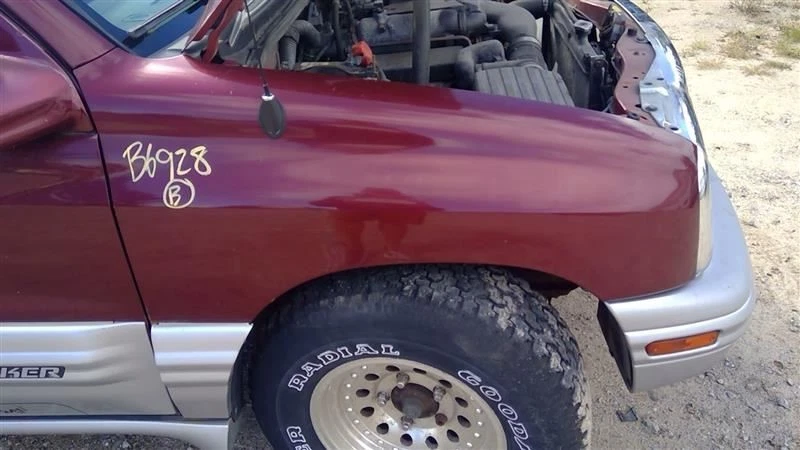 Passenger Right Fender LX Fits 02-04 TRACKER 381147 Foto 1 de 4