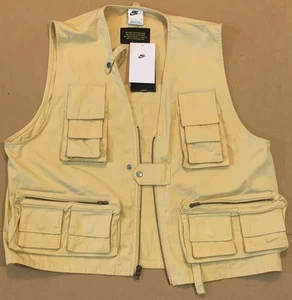 NWT $175 NIKE LIFE / UTILITY SESAME TAN Vest Model FN3214-252 Men’s Size Small - Picture 1 of 6