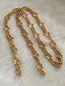 Vintage Signed MONET Hangtag Goldtone Chunky Chain Link 26" Necklace - Picture 1 of 15