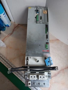 BOSCH HDS04.2-W200N-HS79-01-FW SERVO DSS02.1 DZF03.1 REXROTH INDRAMAT - Imagen 1 de 11