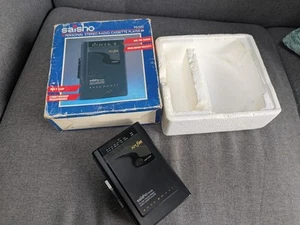 Reproductor de casete personal vintage retro Saisho PS550 repuestos o reparaciones - Imagen 1 de 8