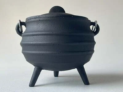 Cast Iron Ribbed Cauldron with Lid and Handle,Ribbed Style 5.25" Diameter,Ritual - Image 1 of 4