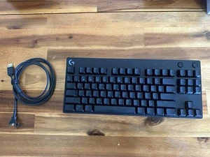 Logitech G Pro TKL Tenkeyless Gaming Mechanical Keyboard YU0039 GX Blue Clicky - Picture 1 of 7