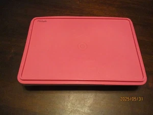 Tupperware 13,5x2,5x95'' Server Keeper Red top vintage guarnizione stretta conservazione in plastica - Foto 1 di 10