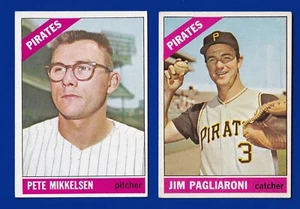 LOTE DE 2 PIRATAS 1966 TOPPS #33 JIM PAGLIARONI #248 PETE MIKKELSEN EN MUY BUEN ESTADO Y EN MUY BUEN ESTADO-EX - Imagen 1 de 2
