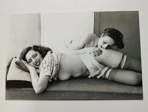 🟢French Nude Women Lesbians Lovely Figure Old 1910-1920s Photo Postcard🟢 - Picture 1 of 2