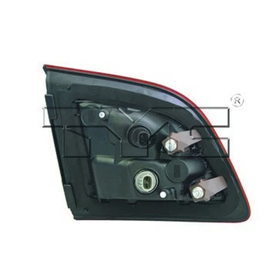 Conjunto de luces traseras TYC 17-5413-00 para 13-15 Mazda CX-9 Foto 1 de 4