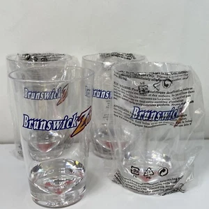 Juego de 4 vasos de boliche de plástico apilables Brunswick Zone 18 oz para cerveza de vidrio de pub - Imagen 1 de 7
