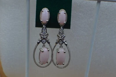 Pendientes colgantes de platino sobre plata fina de ópalo rosa peruano/circón de 7,50 quilates Foto 1 de 4