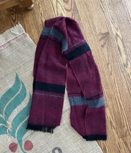 Givenchy Monsieur Paris New York 100% Red Grey Lamb Wool Scarf Vintage - Picture 1 of 6