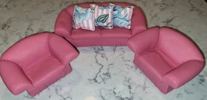Vintage 1988 Barbie Doll Dollhouse Living Room Furniture Lot Couch Chair Pillow - Picture 1 of 5